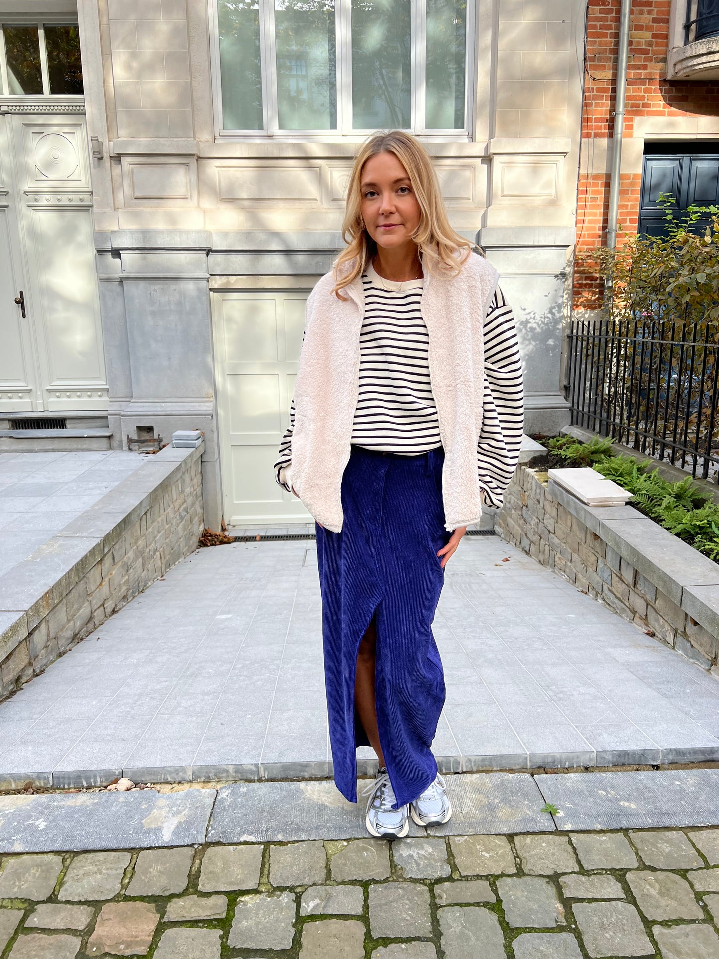 VELVET LONG SKIRT