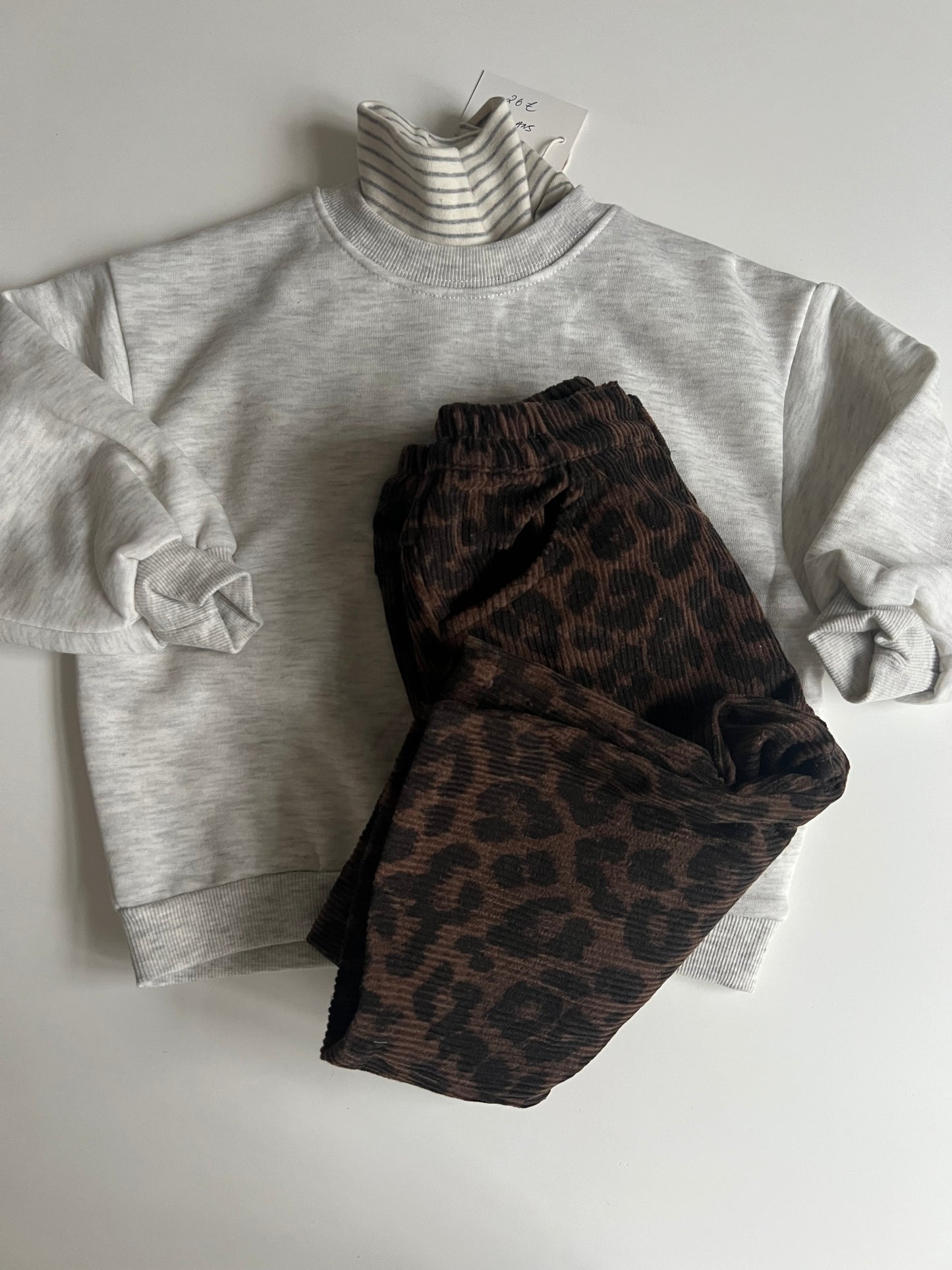 VELVET LEO KIDS