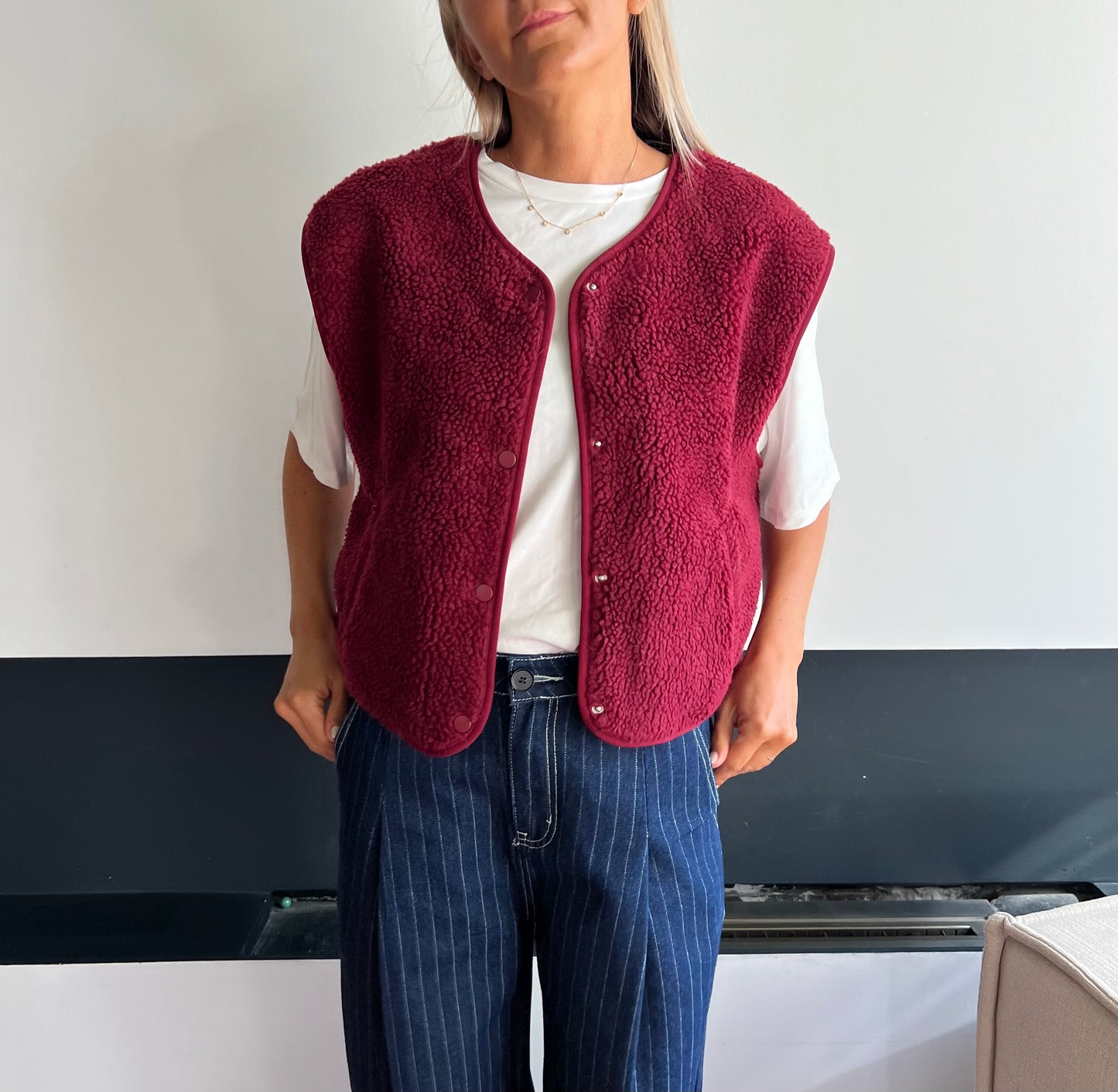 GILET TEDDY BORDEAUX (Pre Order)