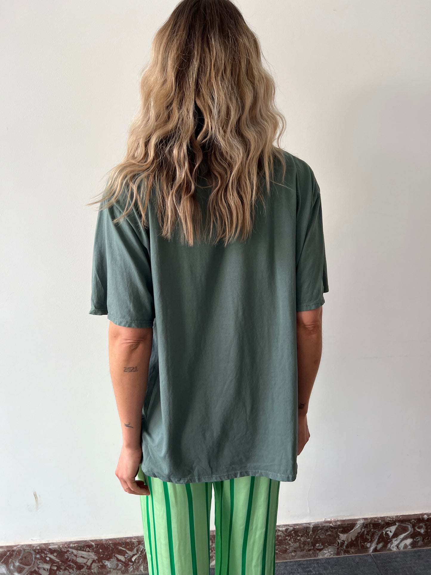 Basic tee kaki