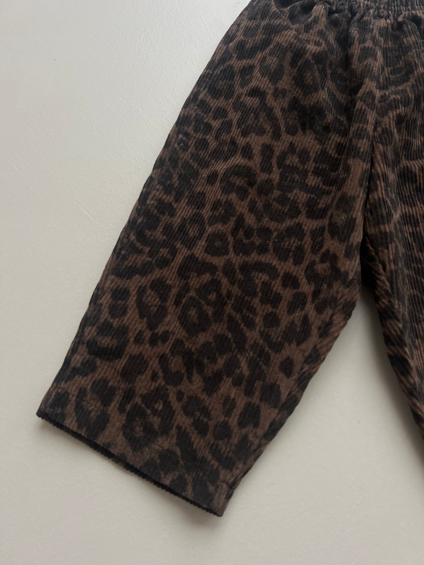 Leo corduroy pants