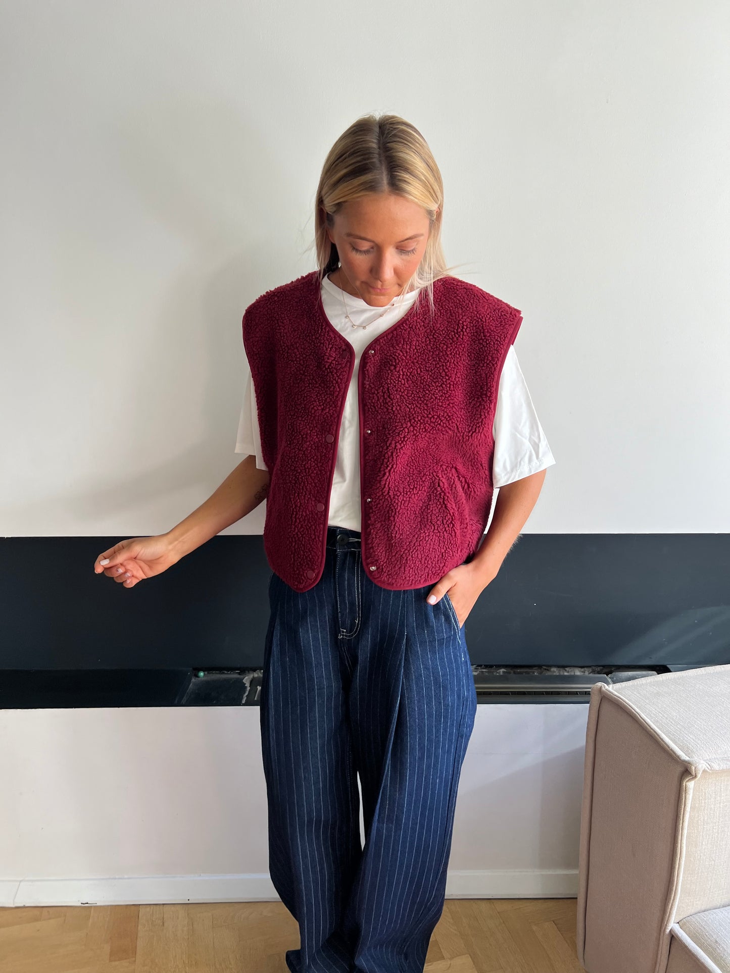 GILET TEDDY BORDEAUX (Pre Order)