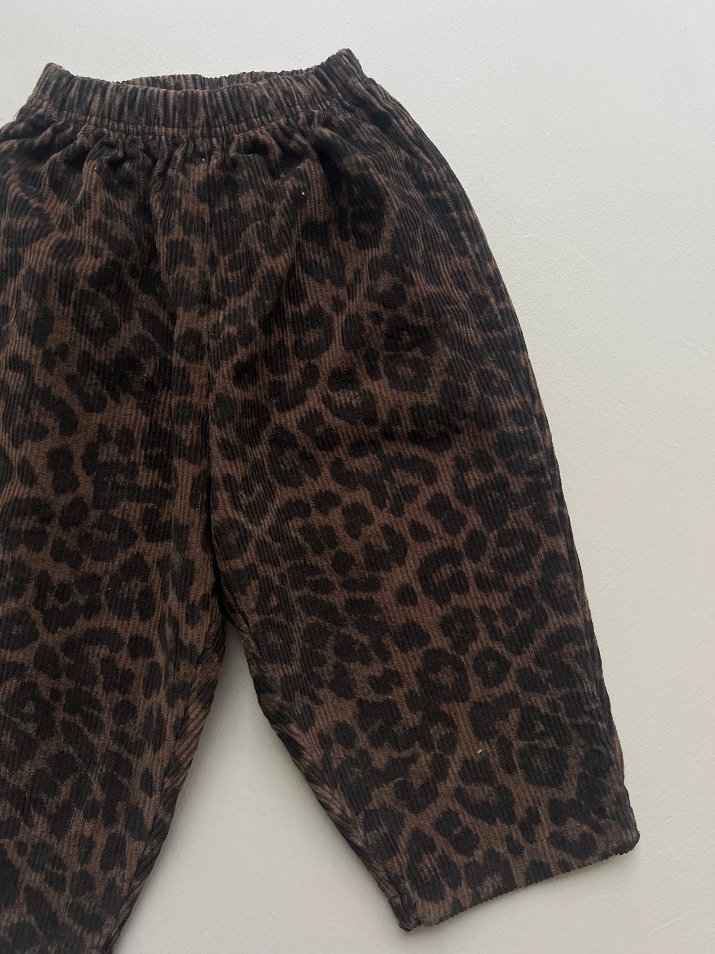 Leo corduroy pants