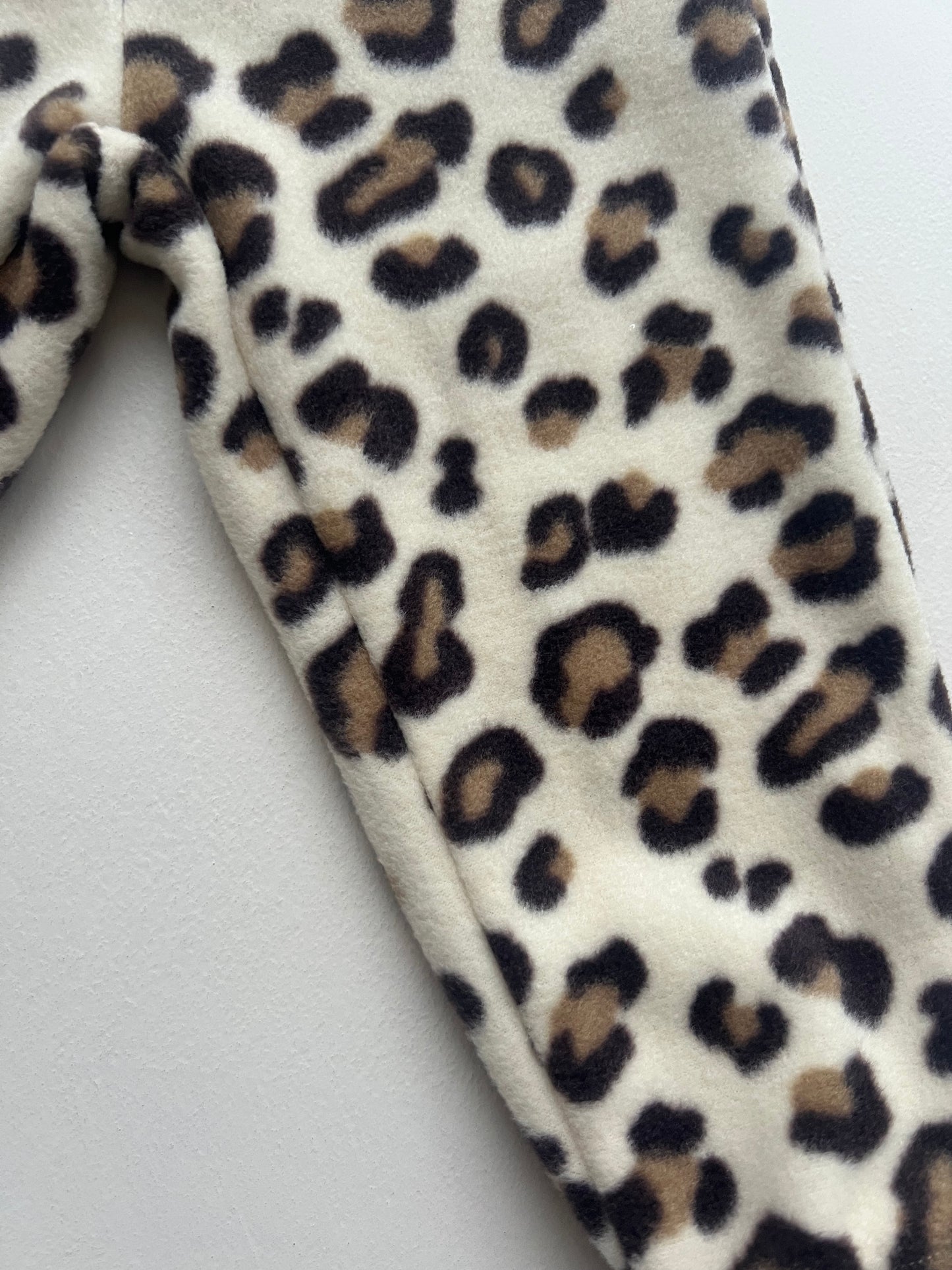 Fleece Leo