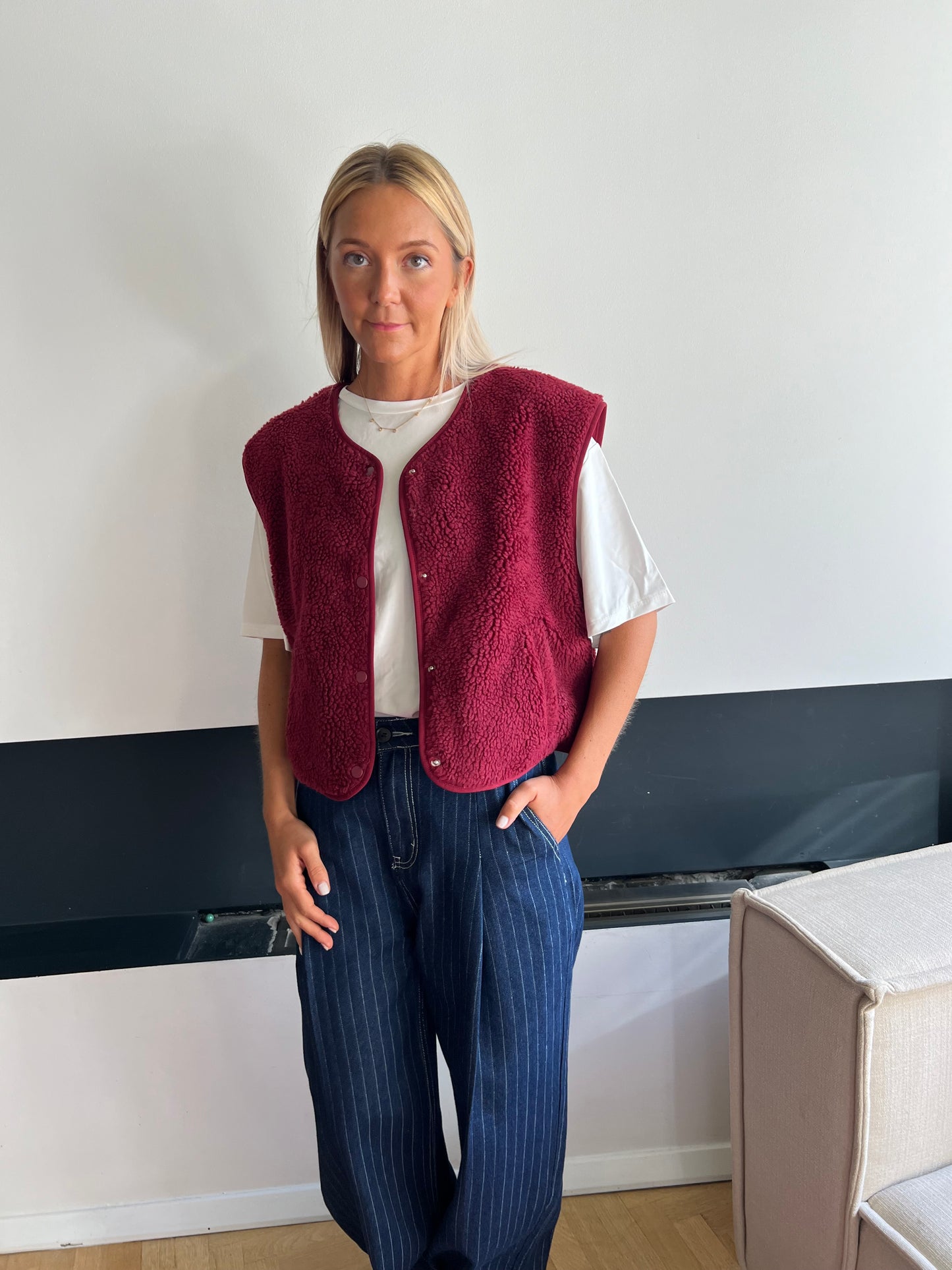GILET TEDDY BORDEAUX (Pre Order)