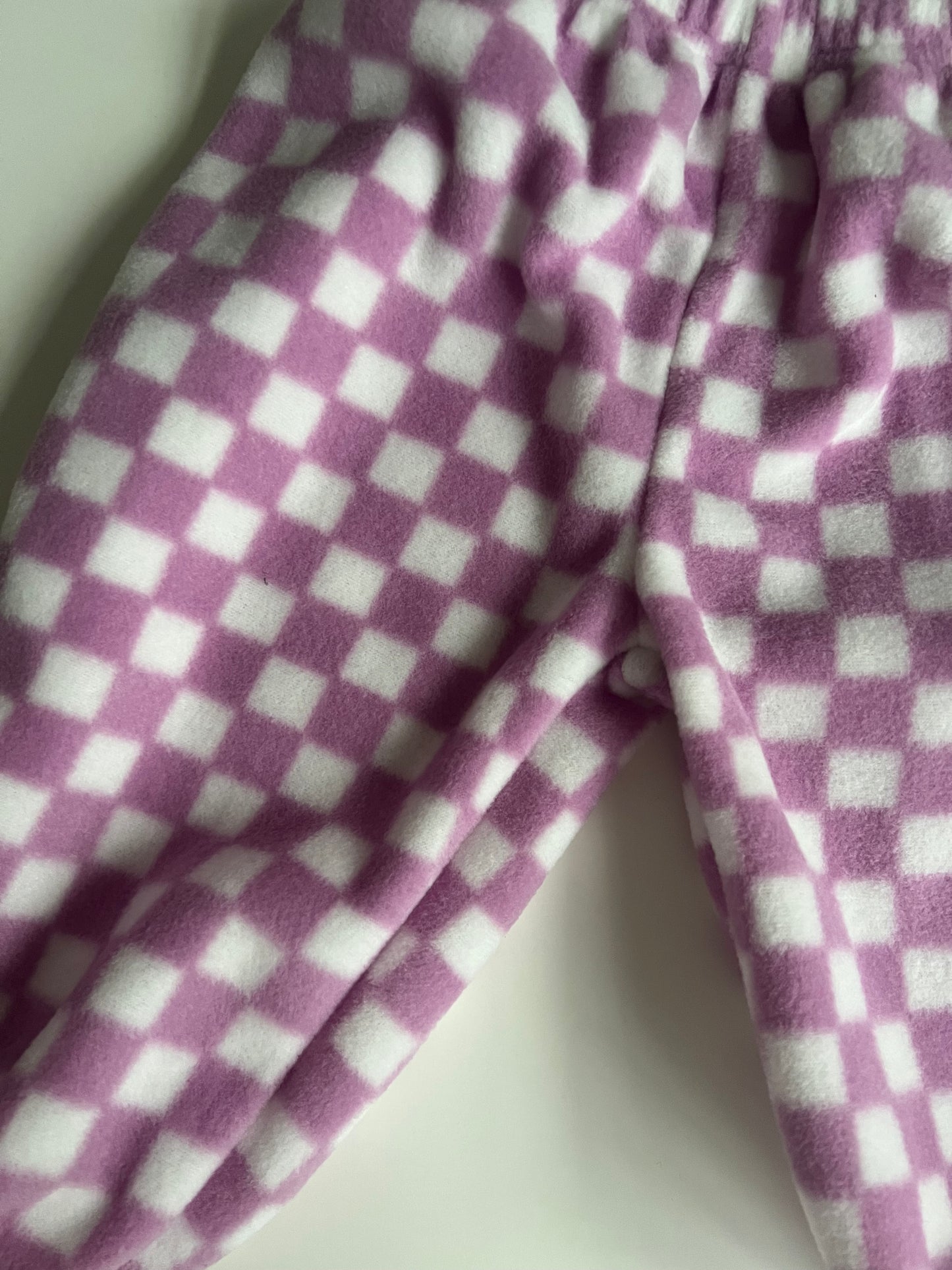 Check fleece violet pants