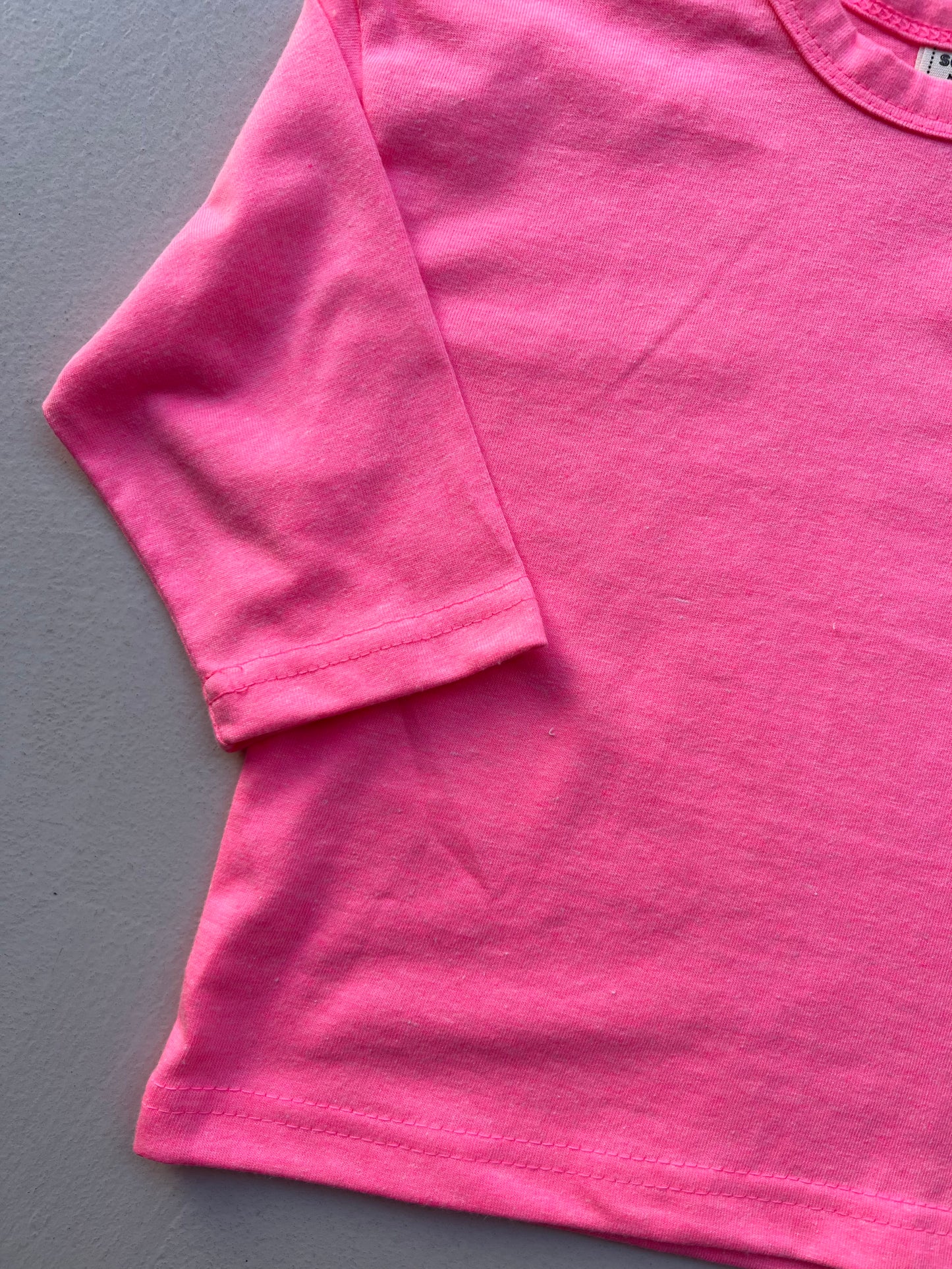 PINK NEON TEE