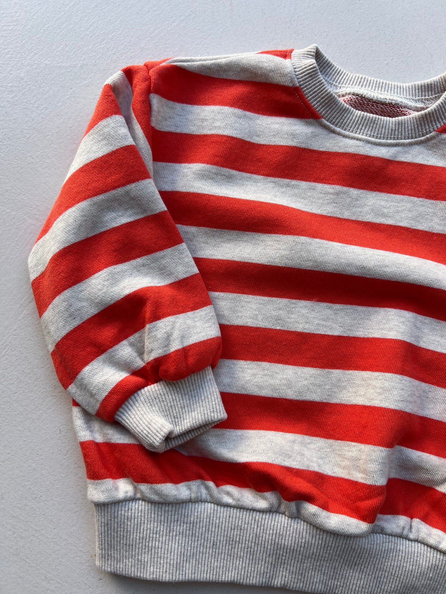 BOLD STRIPES SWEATER