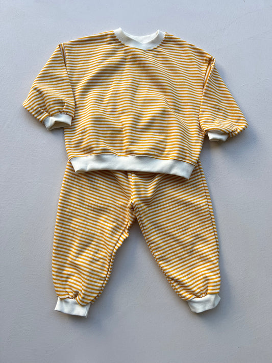 Top bottom set in yellow stripes