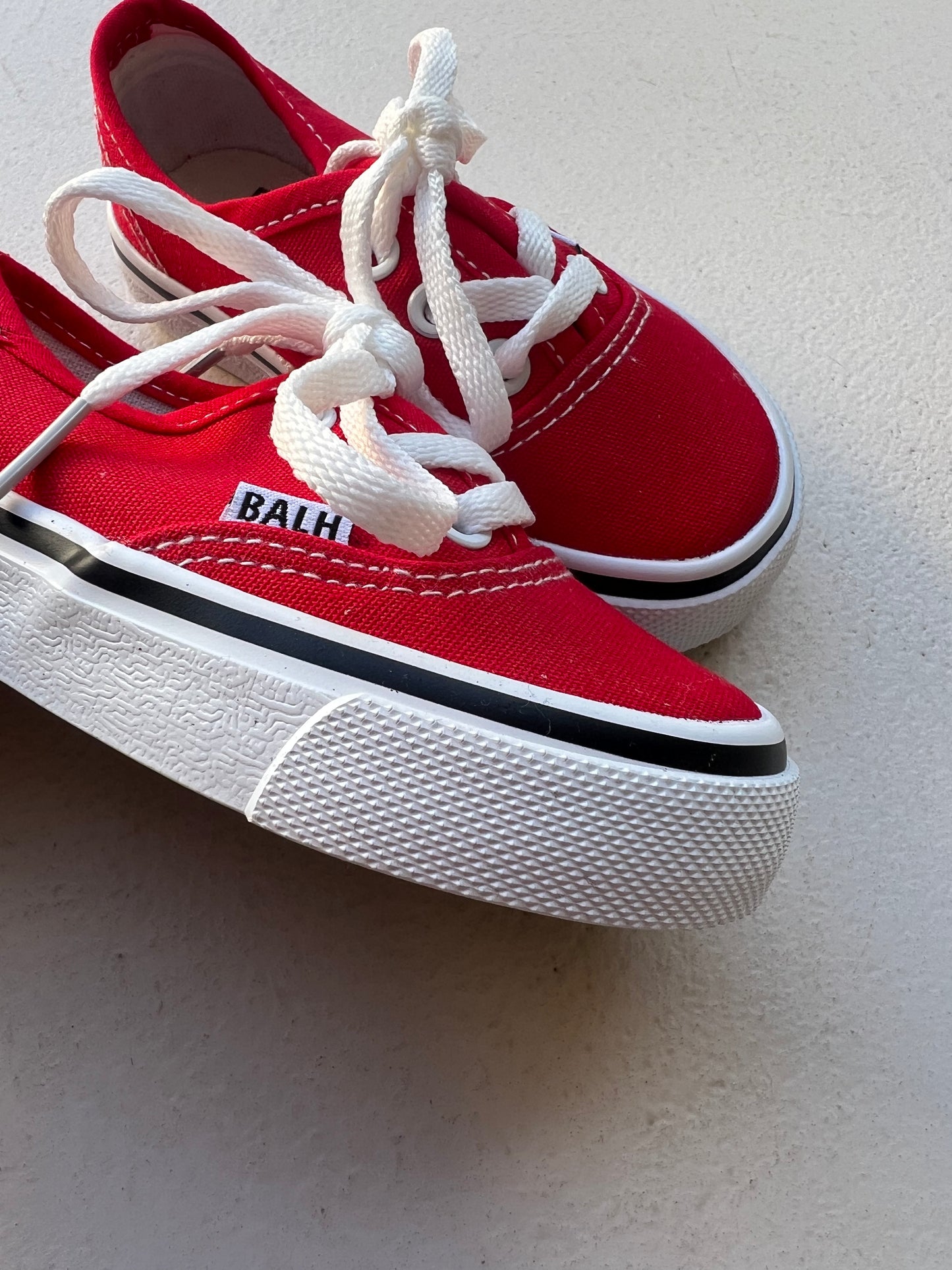 RED SNEAKERS