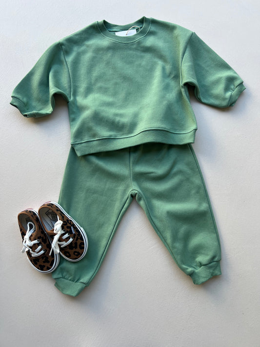Green bottom set