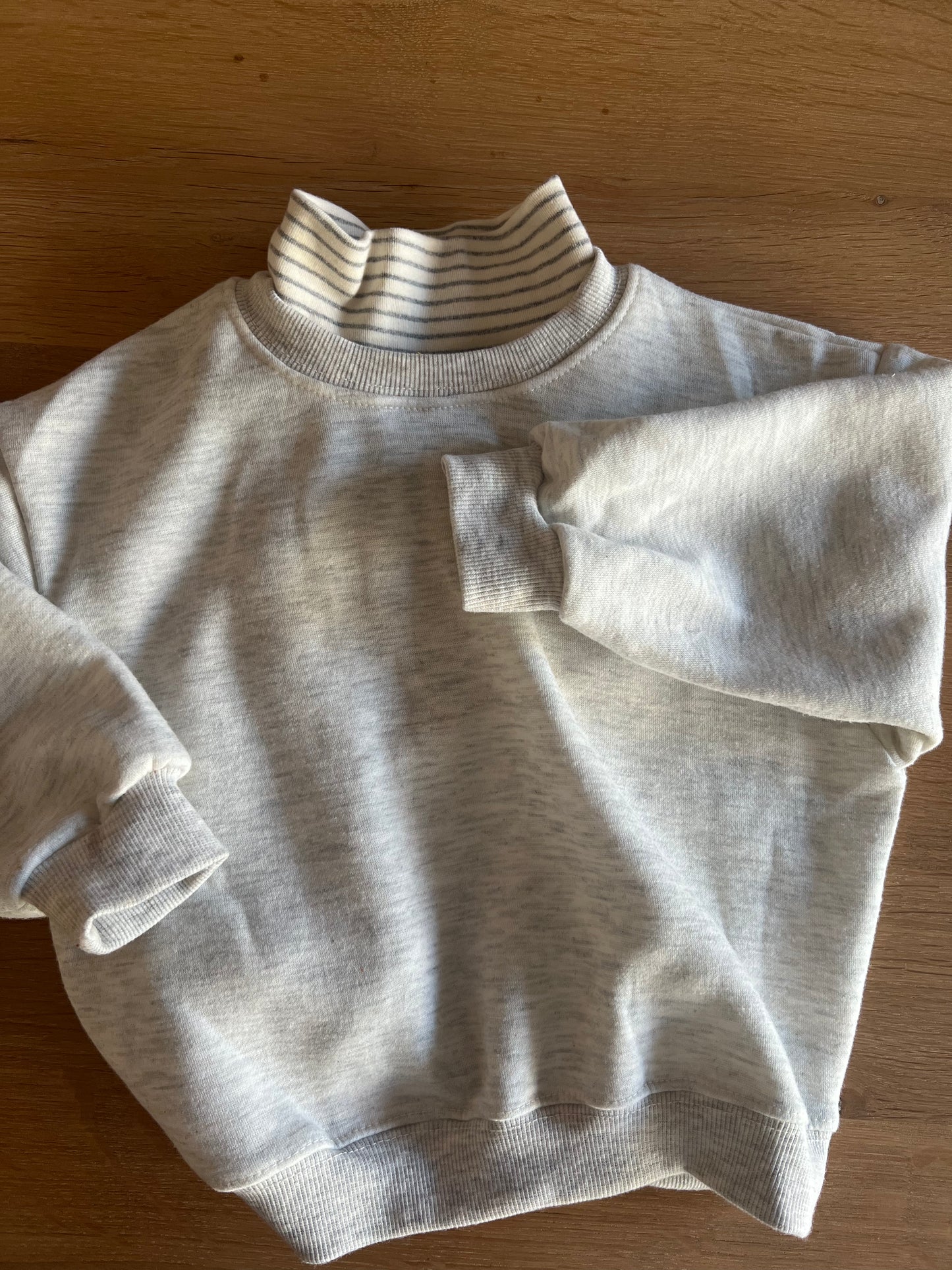 Basic sweatshirt